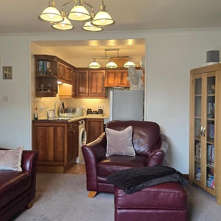 Lyndale Self-Catering Apartment Sleeps 4 Windermere Extérieur photo